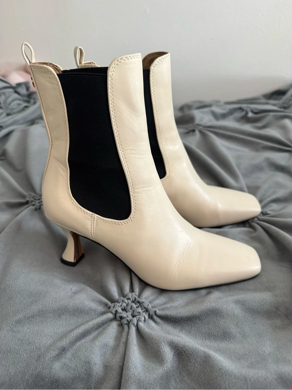 Sam Edelman Cream Leather Mid-Heel Chelsea Boots